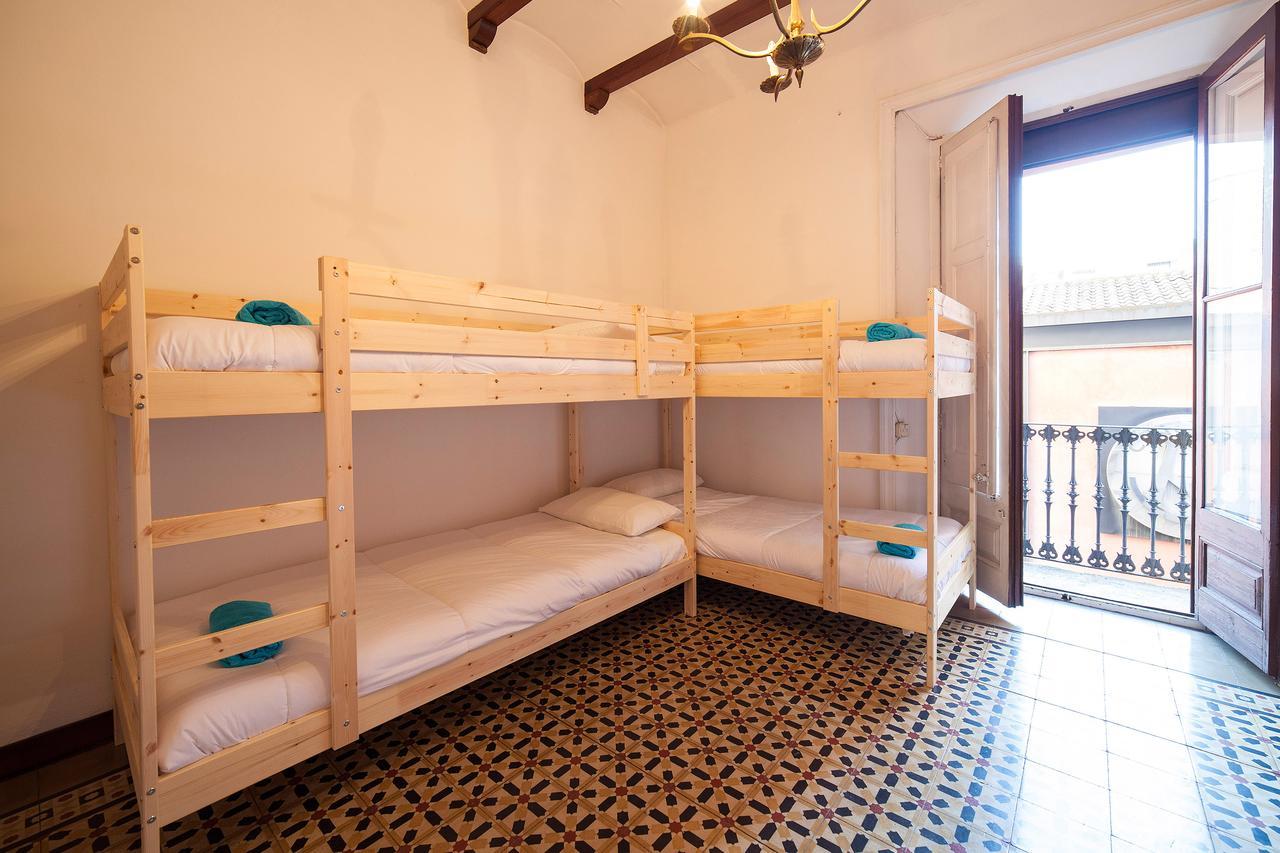 Bed In Girona Bed & Breakfast Exterior photo