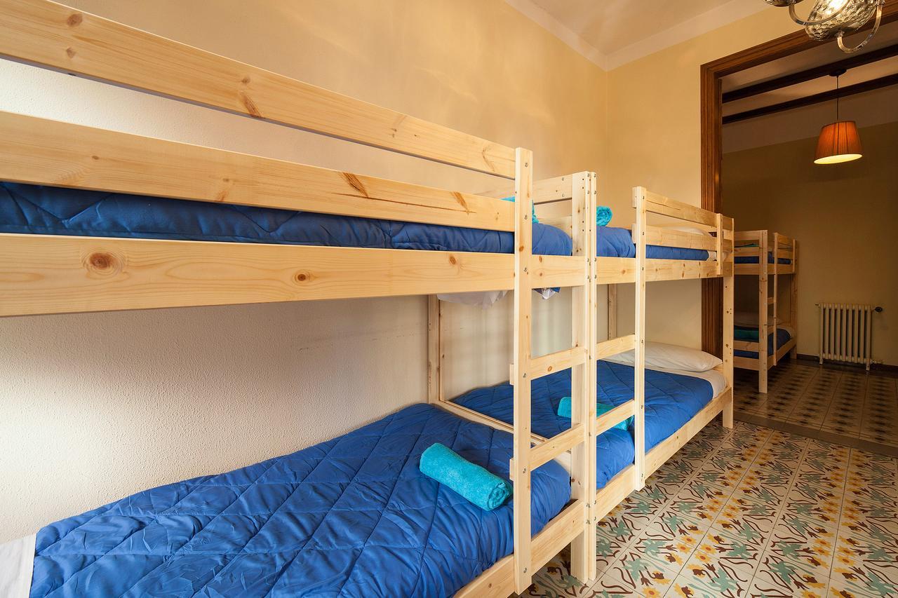Bed In Girona Bed & Breakfast Exterior photo