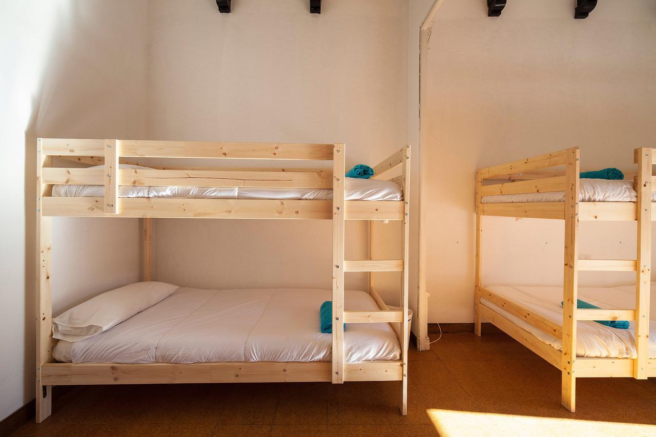 Bed In Girona Bed & Breakfast Exterior photo